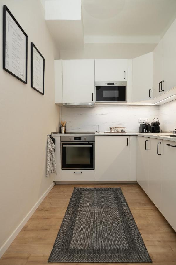Square 2 Apartment Debrecen Luaran gambar