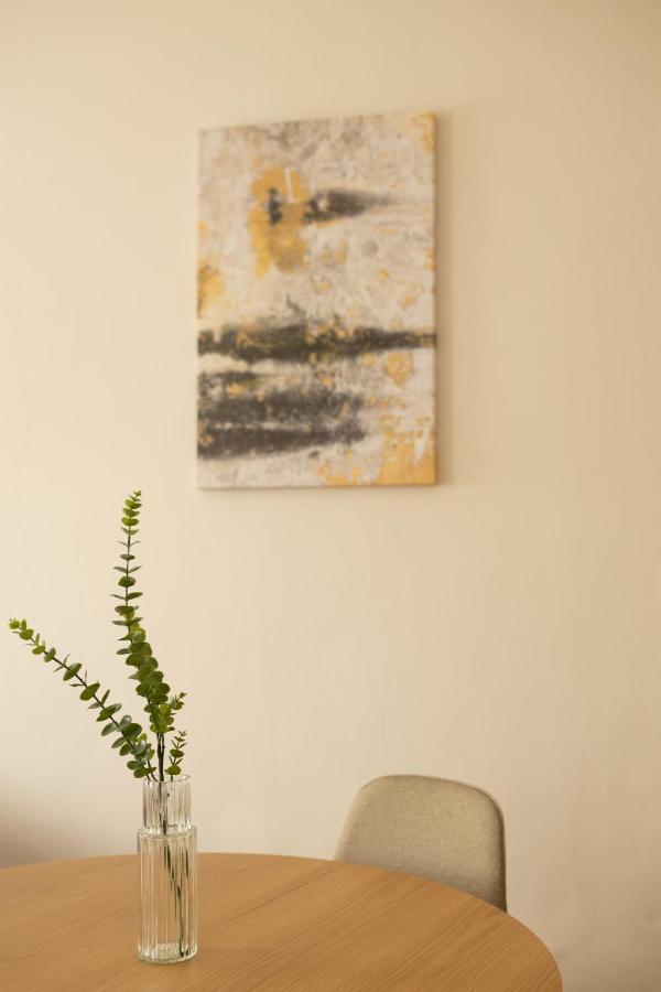 Square 2 Apartment Debrecen Luaran gambar