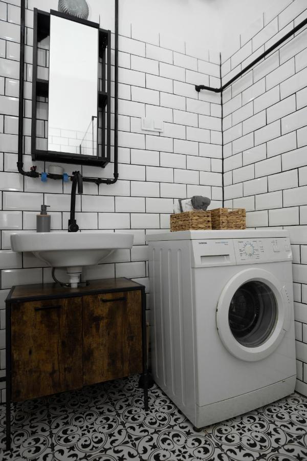 Square 2 Apartment Debrecen Luaran gambar
